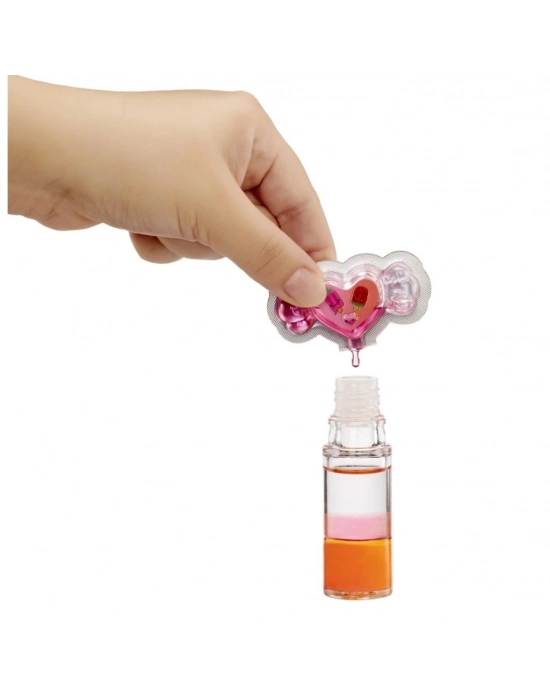 ® Poppy Melonberry Bebeği ve Dudak Parlatıcısı Gizemli Renk Serisi