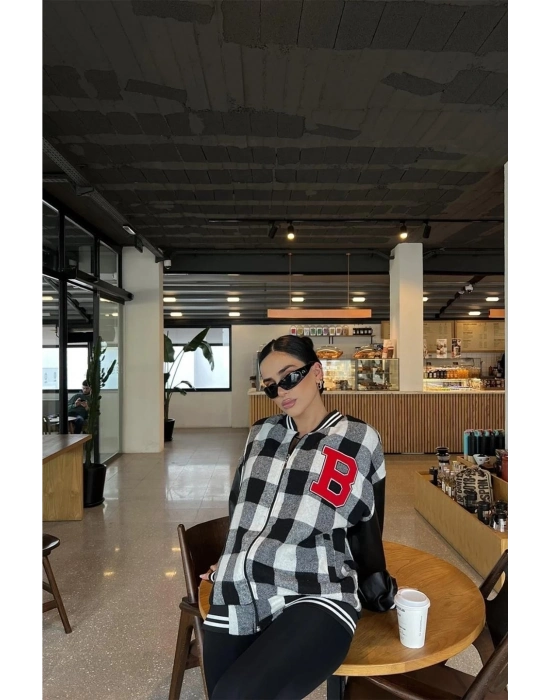 Pötikare Desen Harf Nakışlı Kolej Ceket - Siyah