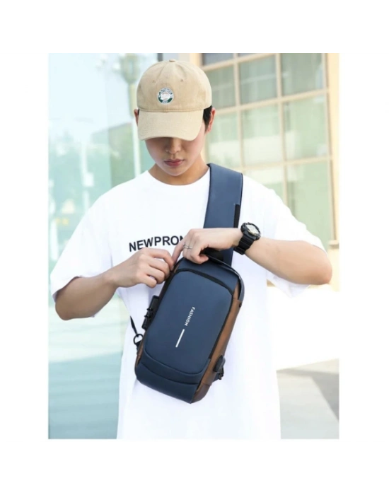 Powerbank Destekli Erkek Ön Göğüs Çantası