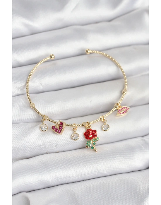 Gül Charmlı Gold Renk Pirinç Kadın Bileklik