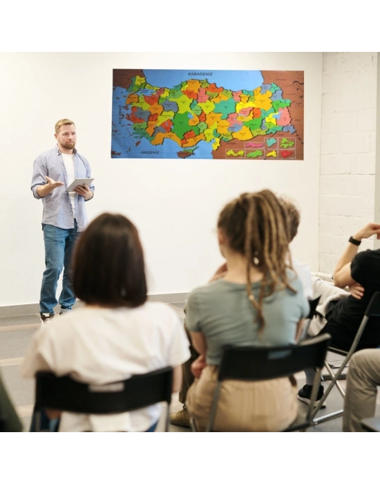 ®  Renkli Türkiye Haritası Manyetik Yapıştırıcı Gerektirmeyen Duvar Stickerı 118 CM * 56 CM