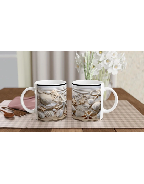 Sahil Kumundaki Deniz Hazineleri Kupa Bardak