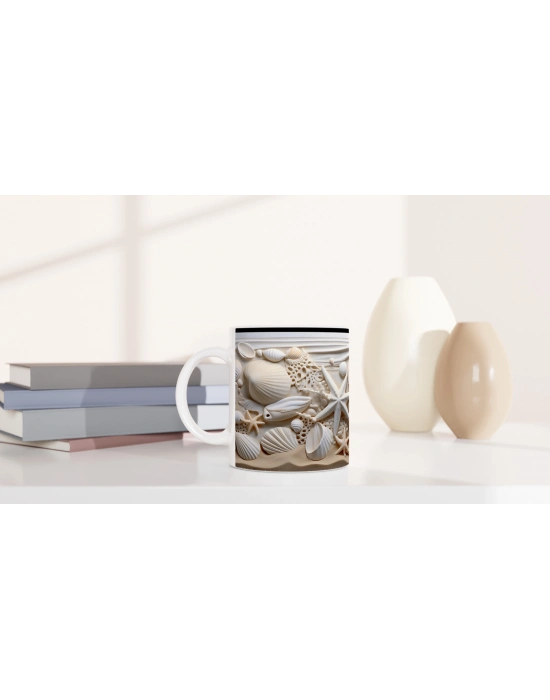 Sahil Kumundaki Deniz Hazineleri Kupa Bardak