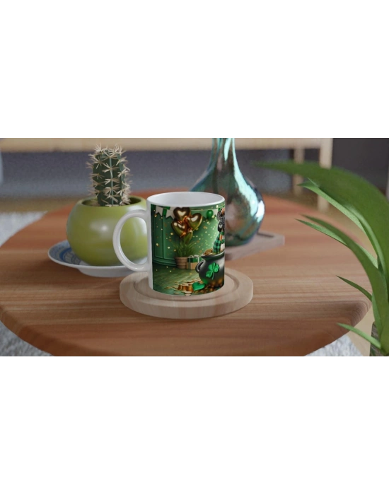 Şans Kazanlarında Oturan Boksör Köpek Temalı Baskılı Kupa Bardak