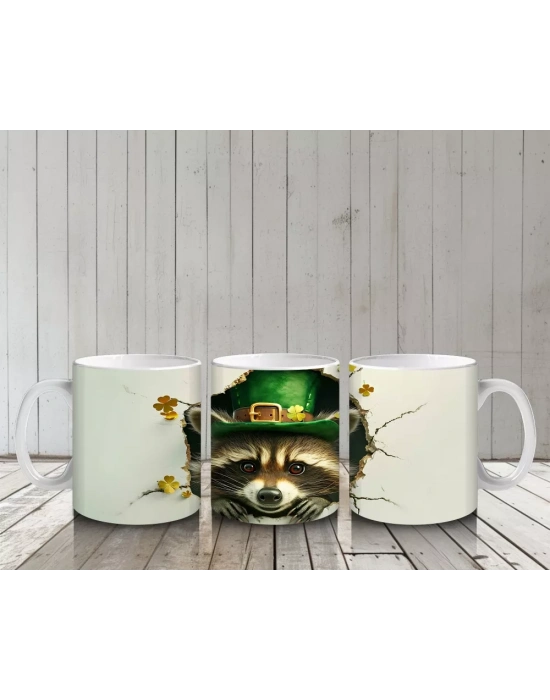Şapkalı Rakun ve Yeşil Yonca Yaprakları – Baskılı Kahve Kupası