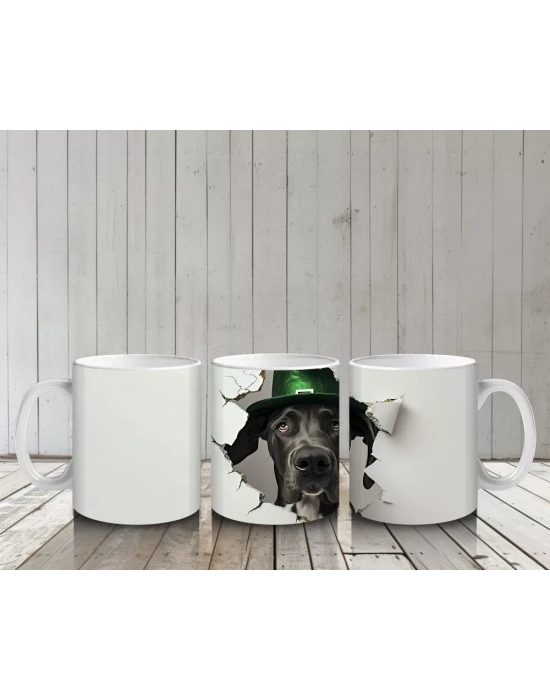 Şapkalı Siyah Köpek ve Yonca Deseni – Baskılı Kahve Kupası