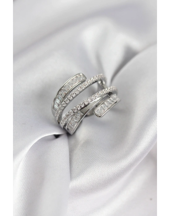 ® Sarmal Zirkon Baget Taşlı Gümüş Renk Kadın Yüzük