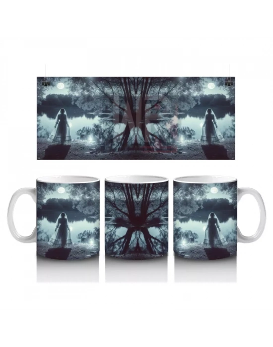 Sisli Mezarlıkta Kara Pelerinli Silüet Figürlü Gotik Cadılar Bayramı Baskılı Kupa Bardak