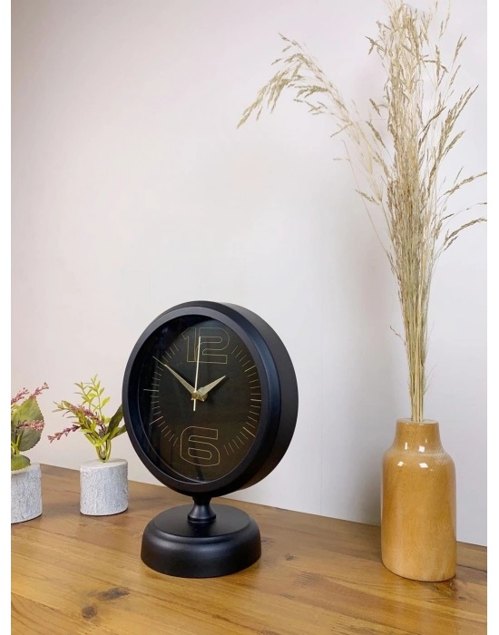 ® Siyah Metal Spor Masa Saati 25×20 cm