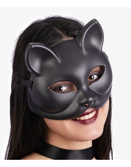 Siyah Renk Lüks Kedi Maskesi 12x13 Cm