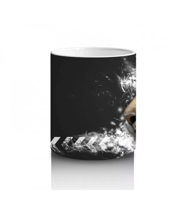 Siyah Zemin Üzerinde Kaplan Portresi – Baskılı Kahve Kupası