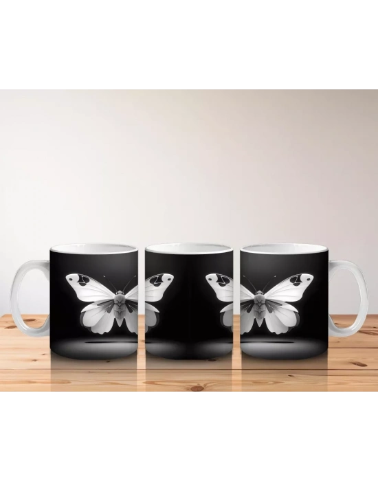 Siyah Zemin Üzerinde Zarif Siyah Beyaz Kelebekler – Baskılı Kahve Kupası