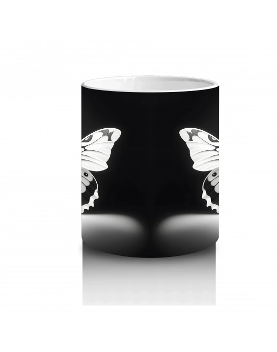 Siyah Zeminde Ayna Yansımalı Gümüş Kelebekler – Baskılı Kahve Kupası