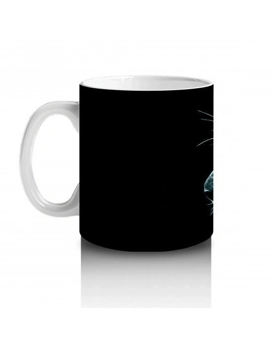 Siyah Zeminde Parlak Gözlü Leopar Portresi – Baskılı Kahve Kupası