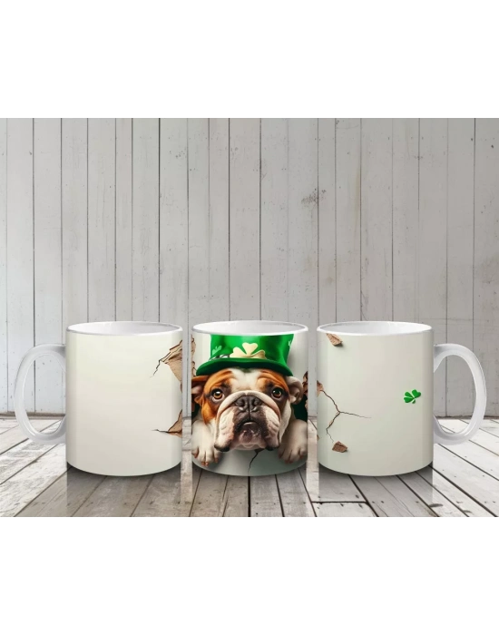 St. Patrick Şapkasıyla Çatlakta Bulldog – Baskılı Kahve Kupası