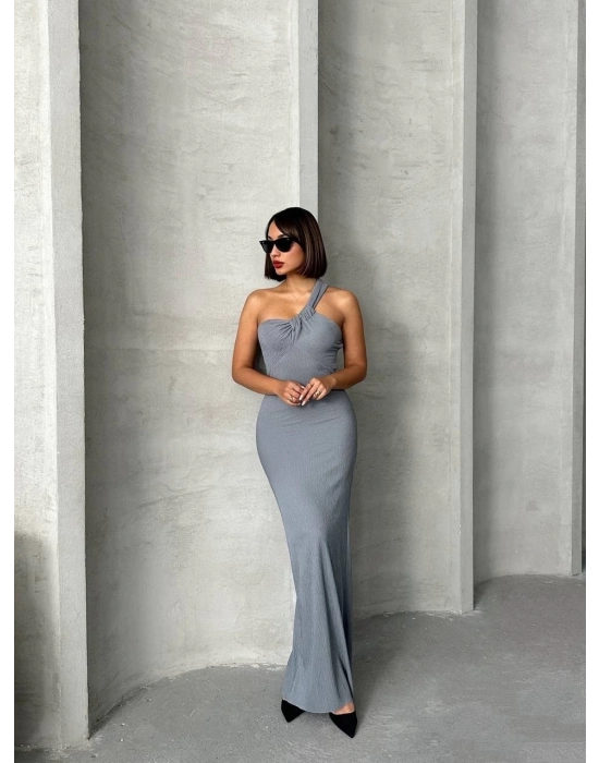 Tek omuz pliseli elbise