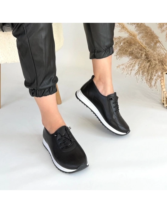 Tone Siyah Cilt Bağcıklı Spor Ayakkabı