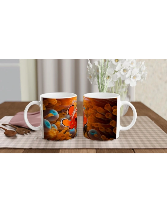 Turuncu Mercanlar Arasında Neşeli Palyaço Balığı Baskılı Kupa Bardak