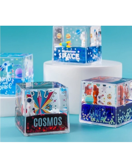 Uzay Temalı Masaüstü Süs