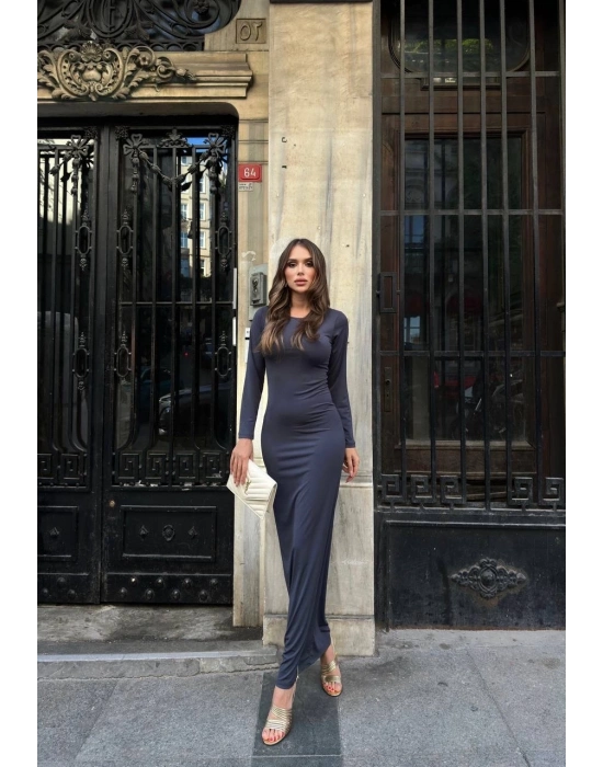 Uzun kollu uzun elbise