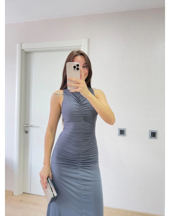 Bürümcük Kumaşlı İçi Astarlı Üzgülü Kolsuz Büzgülü Uzun Elbise - Füme -