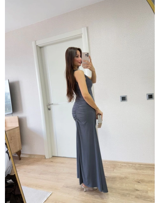 Bürümcük Kumaşlı İçi Astarlı Üzgülü Kolsuz Büzgülü Uzun Elbise - Füme -