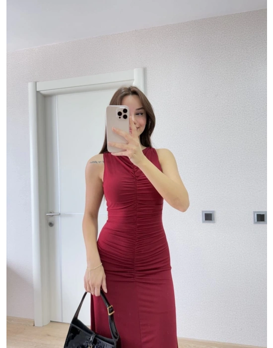 Bürümcük Kumaşlı İçi Astarlı Üzgülü Kolsuz Büzgülü Uzun Elbise - Kırmızı -