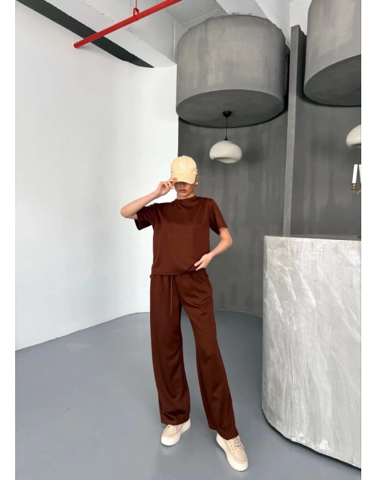 Osy Modal Yumuşak Dokulu Kumaş Kısa Kollu Bluz Rahat Pantalon ikili Takım- Kahverengi -