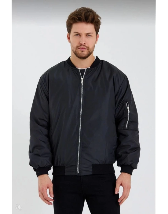 Siyah Bomber Mont – Su İtici Kumaş, Kapitone Astarlı, Fermuarlı -