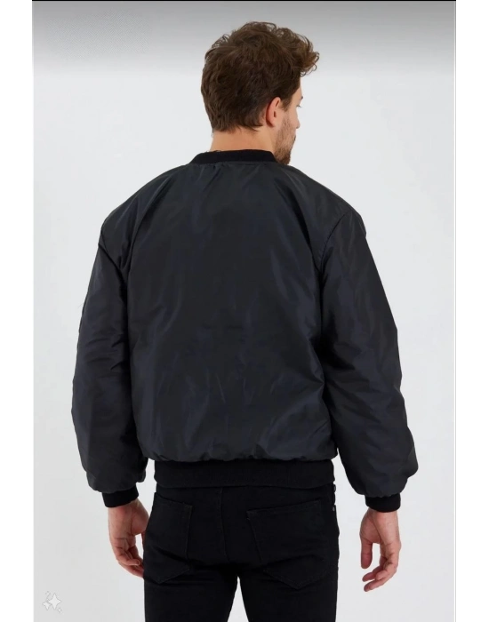 Siyah Bomber Mont – Su İtici Kumaş, Kapitone Astarlı, Fermuarlı -