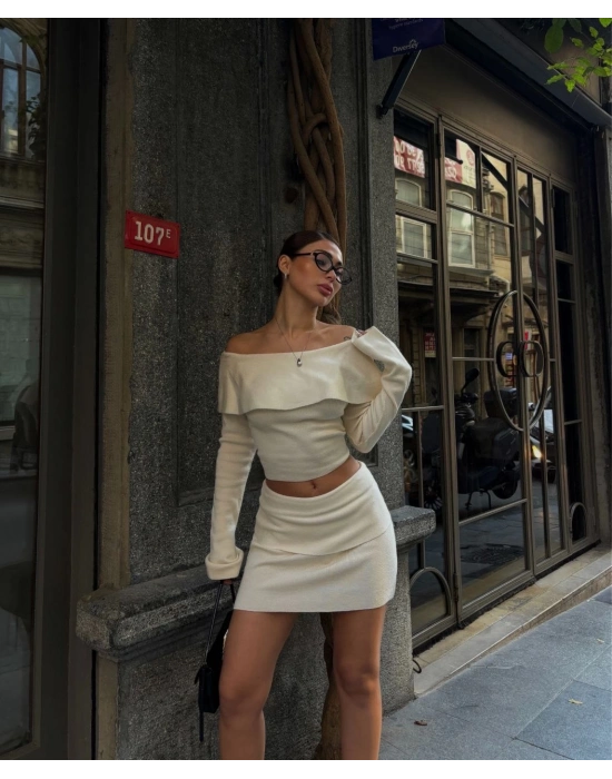 Straplez , Madonna , Carmen Yaka Croplu Mini Etekli ikili Takım Triko - Beyaz -