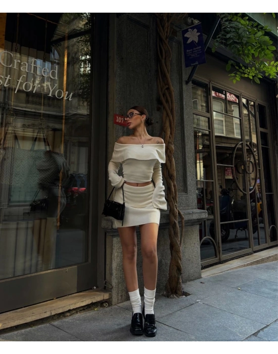 Straplez , Madonna , Carmen Yaka Croplu Mini Etekli ikili Takım Triko - Beyaz -