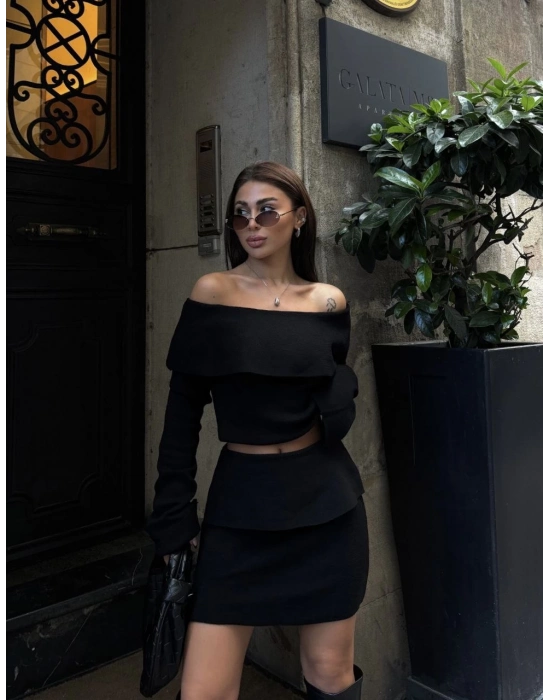 Straplez , Madonna , Carmen Yaka Croplu Mini Etekli ikili Takım Triko - Siyah -