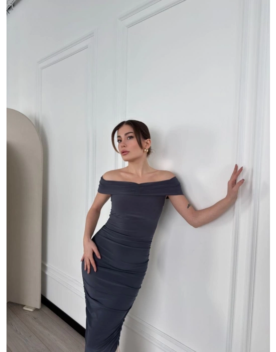 Striptiz Omuzlu Uzun Elbise- Füme -