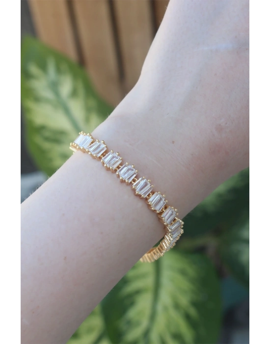® Vip Seri Pirinç Zirkon Taşlı Gold Renk Kare Su Yolu Model Bileklik