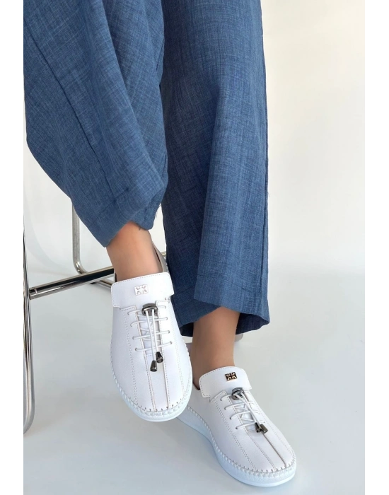 Warte Beyaz Deri Bağcıklı Spor Ayakkabı