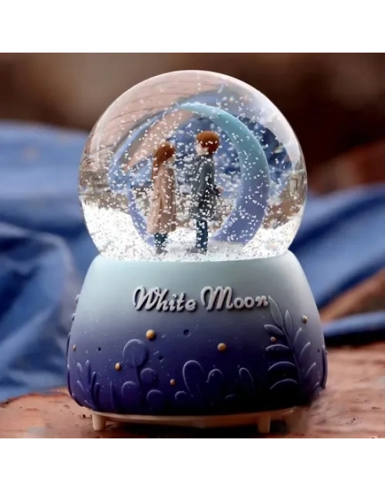 White Moon Kar Küresi Orta Boy