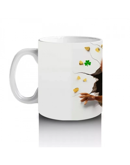 Yeşil Şapkalı Neşeli Sincap Karakteri – Baskılı Kahve Kupası