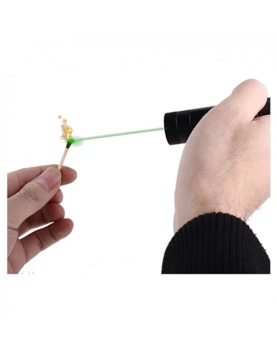 Yeşil Şarjlı Lazer Pointer 5000 (yakar)