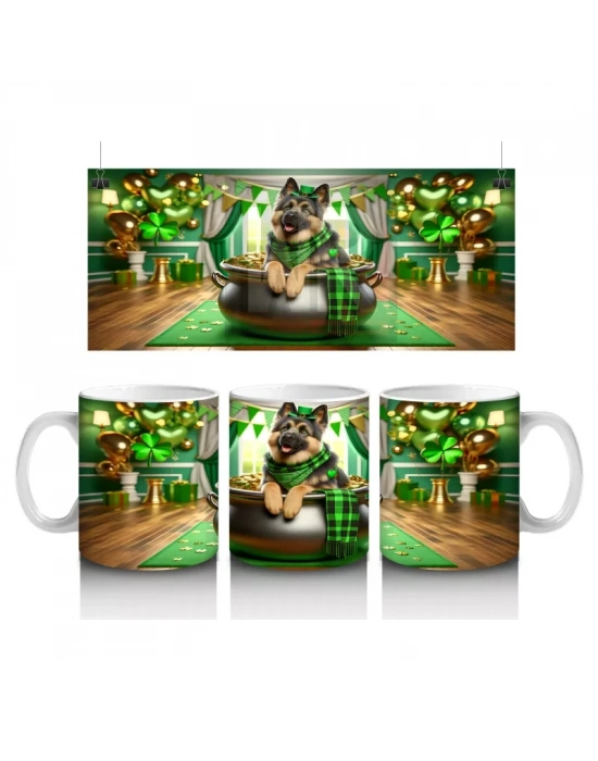 Yeşil Temalı Oda Dekorunda Saint Patrick’s Shepherd - Baskılı kahve kupası