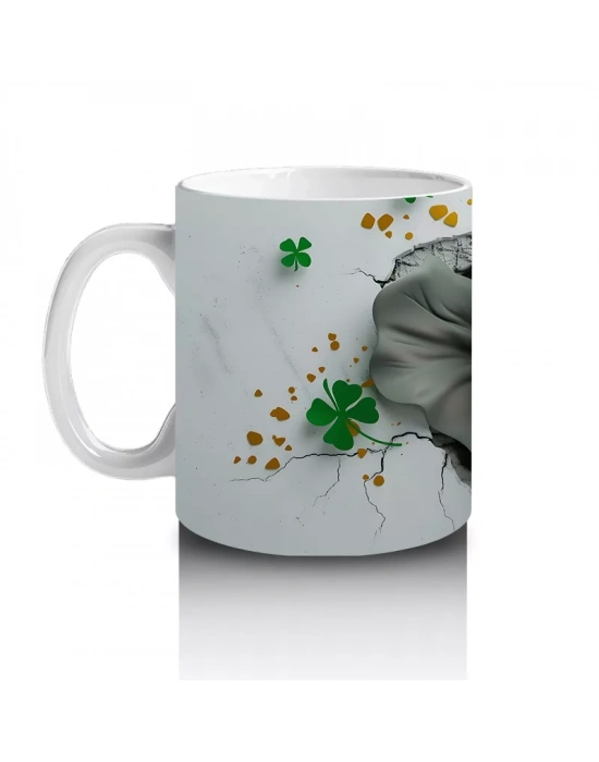 Yılbaşı Masasında Şapkalı Köpek – Baskılı Kahve Kupası