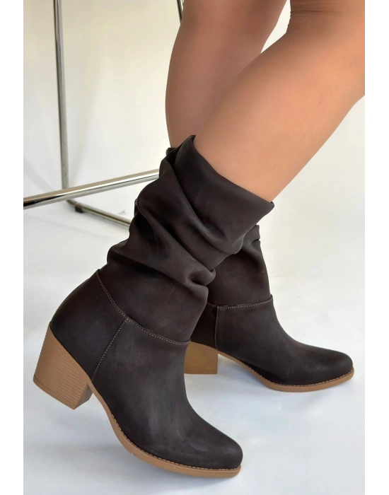 Yior Acı Kahve Nubuk Topuklu Bot