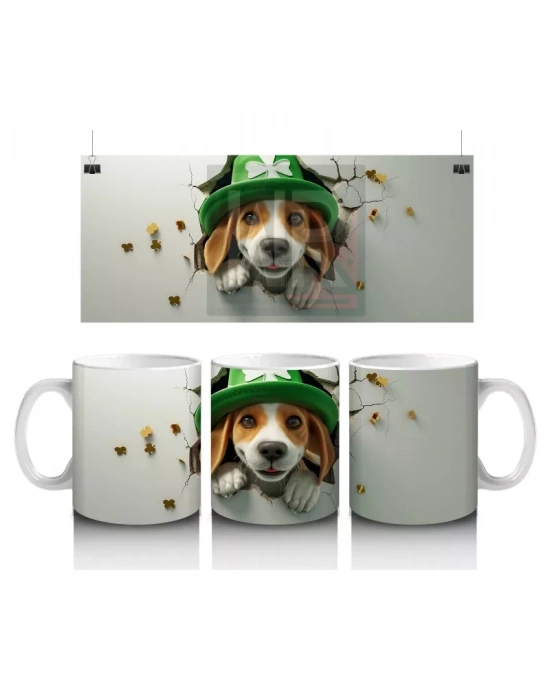 Yonca Şapkası Takmış Beagle Köpek Figürü - Baskılı kahve kupası