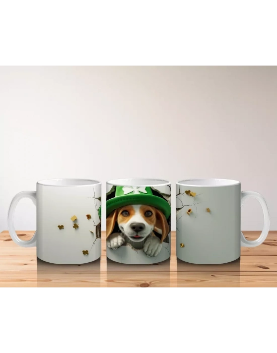 Yonca Şapkası Takmış Beagle Köpek Figürü - Baskılı kahve kupası