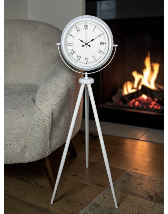 Zarif Roma Rakamlı Tripod Ayaklı Saat