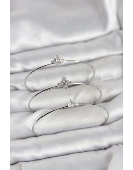 Zirkon Taşlı Gümüş Renk Yonca Model 3lü Kadın Bileklik Kombini