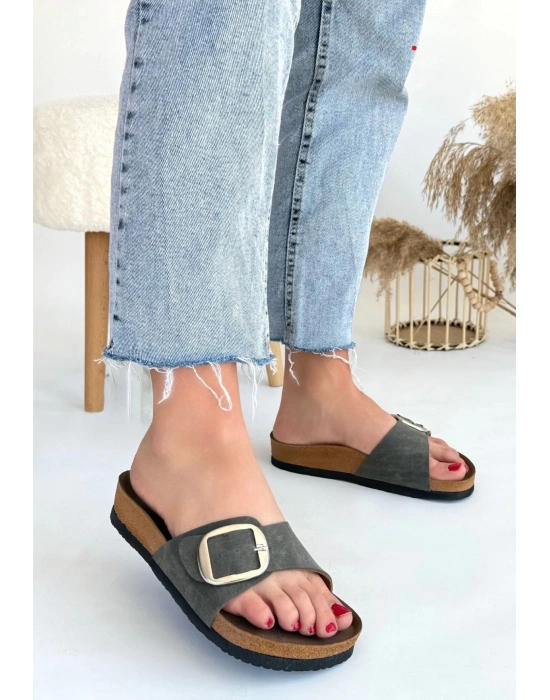 Zooy Yeşil Nubuk Terlik