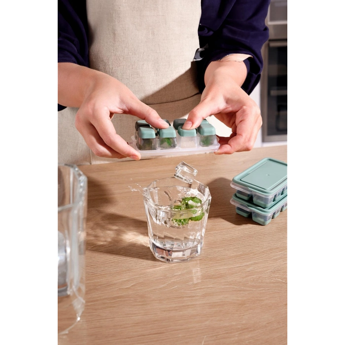 12 Hazneli Bas Çıkar Buzluk & Buz Kabı Beyaz