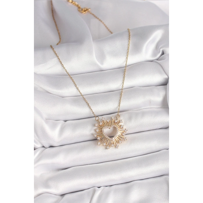 316L Çelik Gold Renk Zirkon Taşlı Kalp Model Kadın Kolye