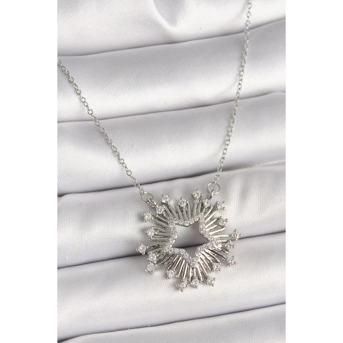 316L Çelik Gümüş Renk Zirkon Taşlı Yıldız Model Kadın Kolye